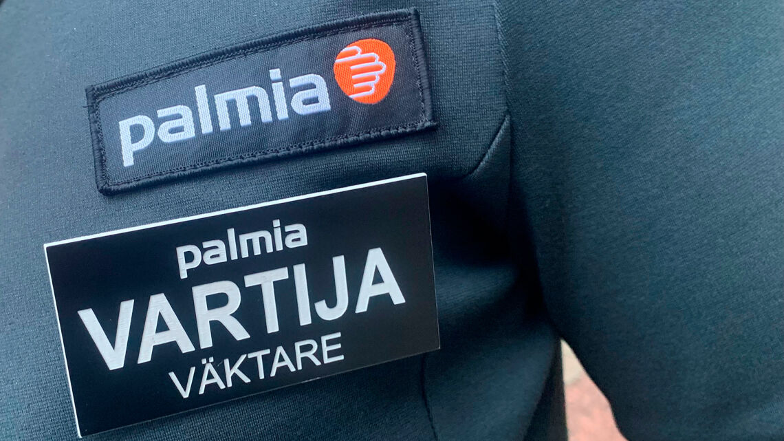 Lähikuva Palmian vartijan rintakyltistä